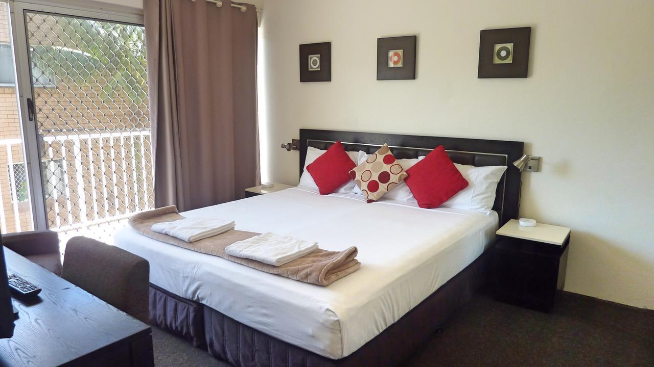 Jadran Motel & El Jays Holiday Lodge Gold Coast Extérieur photo