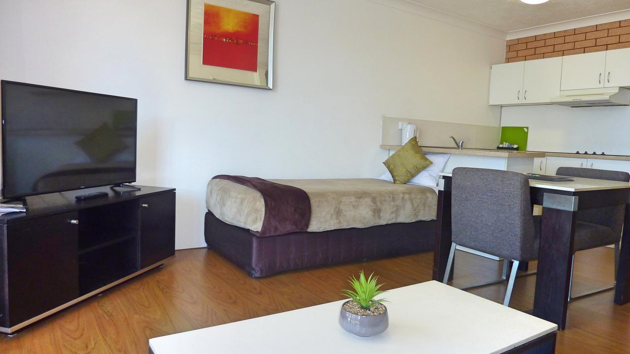 Jadran Motel & El Jays Holiday Lodge Gold Coast Extérieur photo